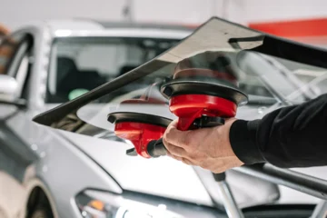 AUTO GLASS REPAIR SERVICES